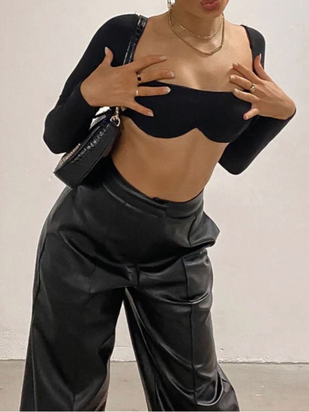 Black Long Sleeve Crop Top with Underwire Detail